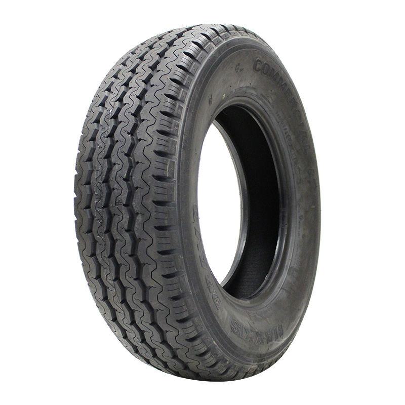 1658013 94R MAXXIS UE168